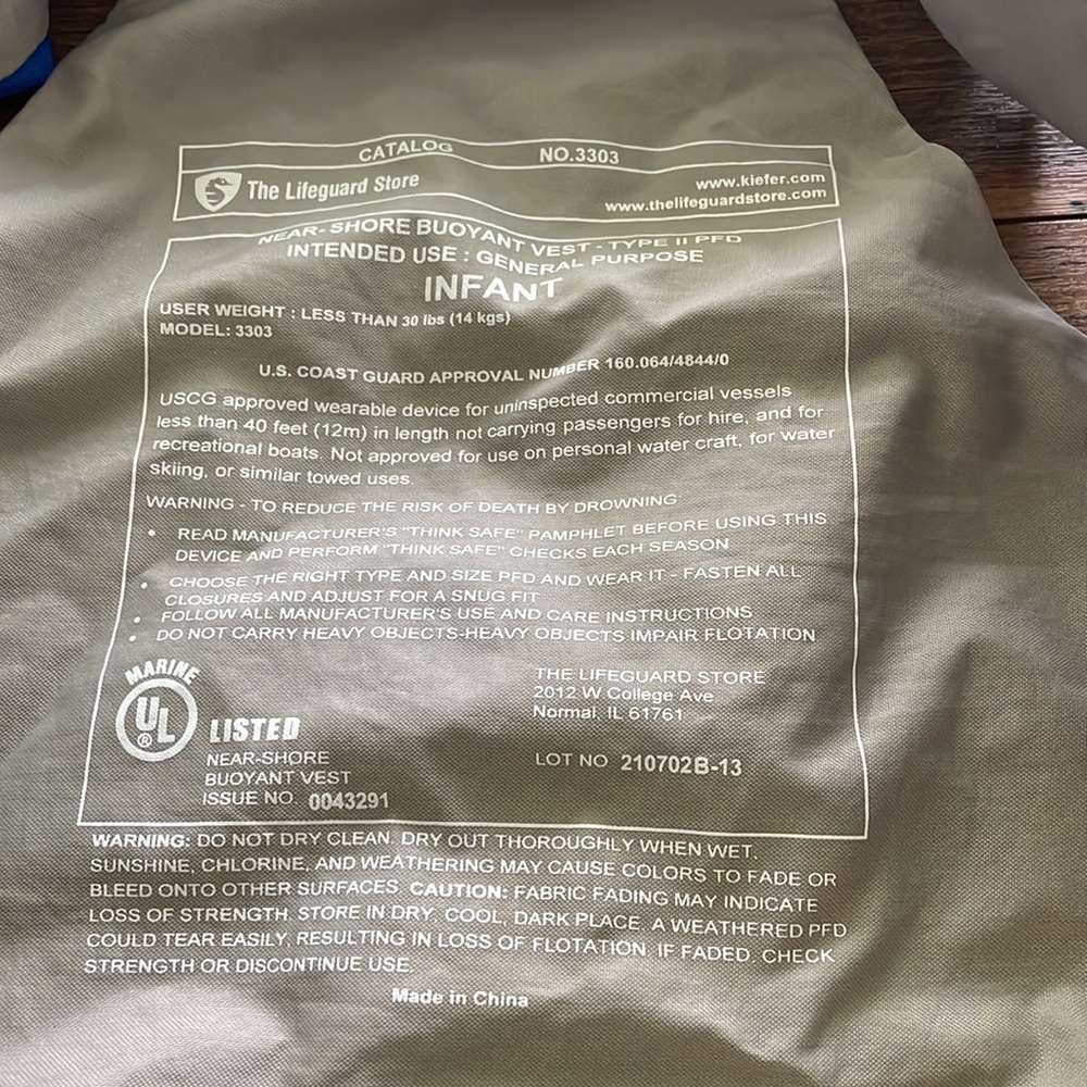 🔥 Infant buoyant vest - Picture 2 of 3